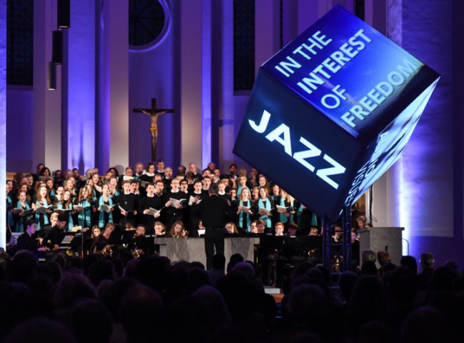 2017SacredConcert03.jpg