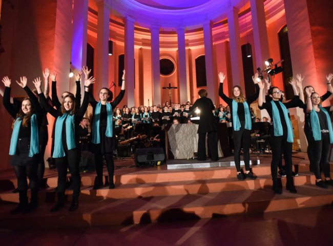2017SacredConcert09.jpg